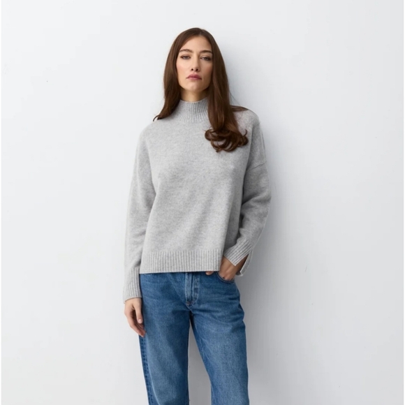NEW The Curated - The Mock Neck Cashmere Sweater - Picture 4 of 4
